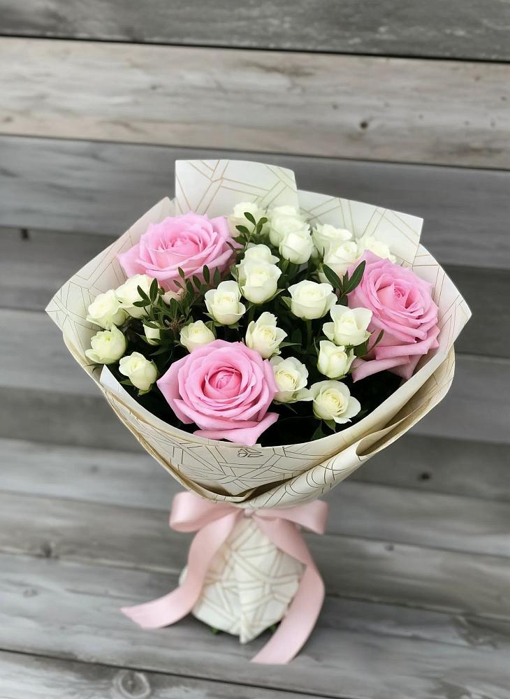 Букет цветов из: Розы в Лабытнангах