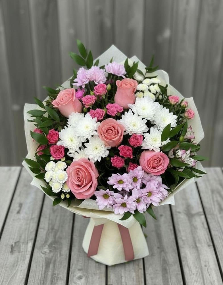 Букет цветов из: Альстромерии, Гвоздики, Розы и Хризантемы в Лабытнангах