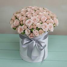 Цветочная композиция из Розы в шляпной коробке в Лабытнангах