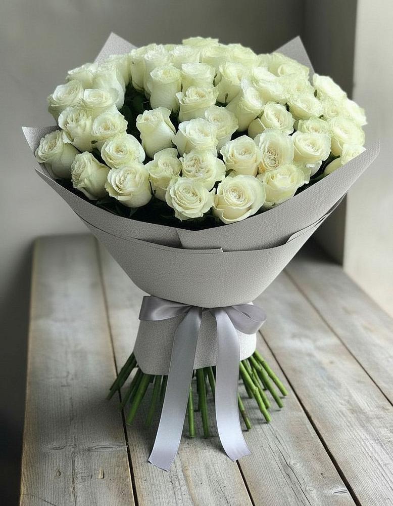 Букет 35 Белых роз в Лабытнангах