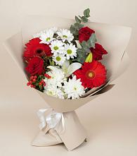 Букет цветов из:  Розы, Хризантемы, Герберы и Лилии в Лабытнангах