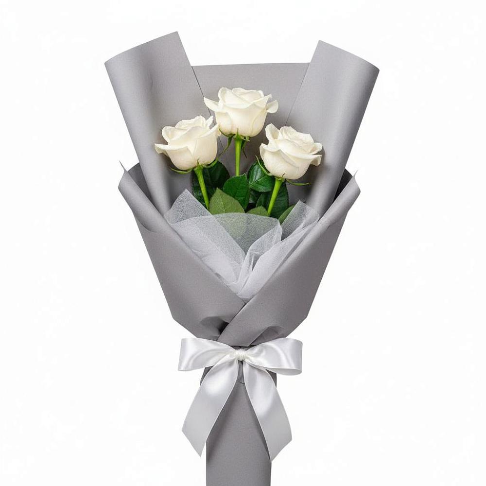 Букет 3 белые розы в Лабытнангах