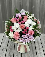 Букет цветов из:  Альстромерии, Гвоздики, Розы и Хризантемы в Лабытнангах