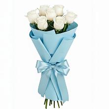 Букет 7 белых роз Проуд в Лабытнангах