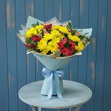 Букет цветов из:  Альстромерии и Хризантемы в Лабытнангах