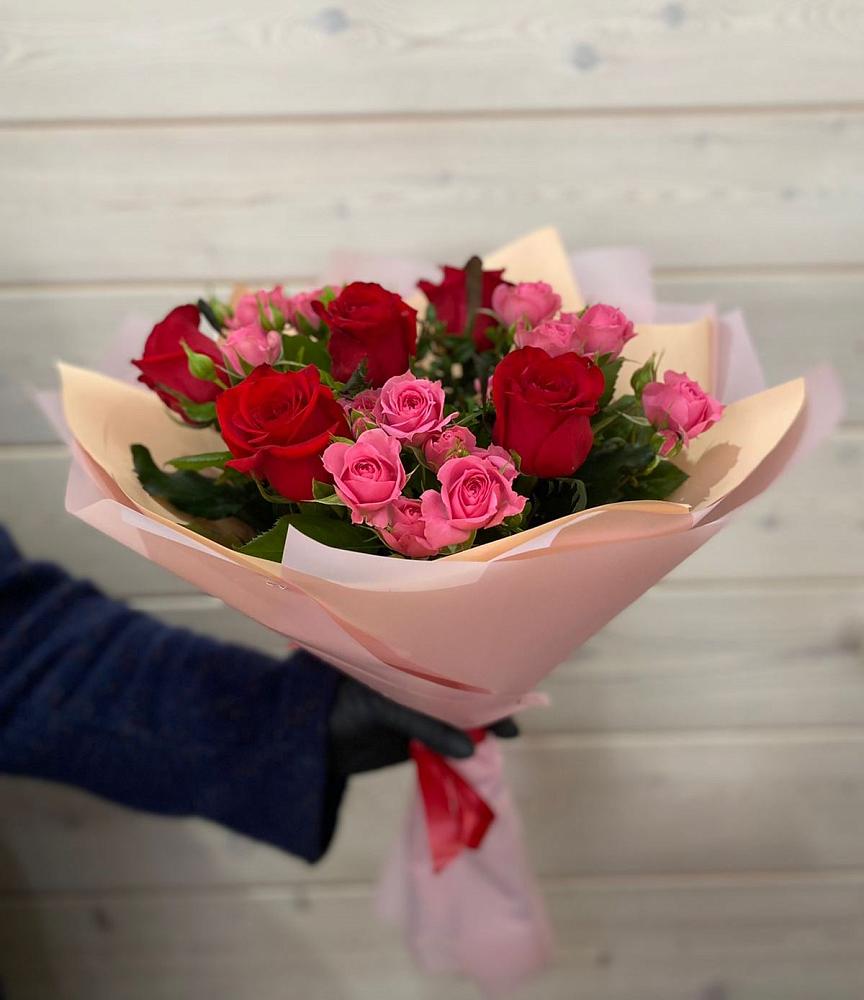 Букет цветов из: Розы в Лабытнангах