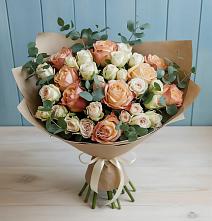 Букет цветов из:  Альстромерии и Розы в Лабытнангах